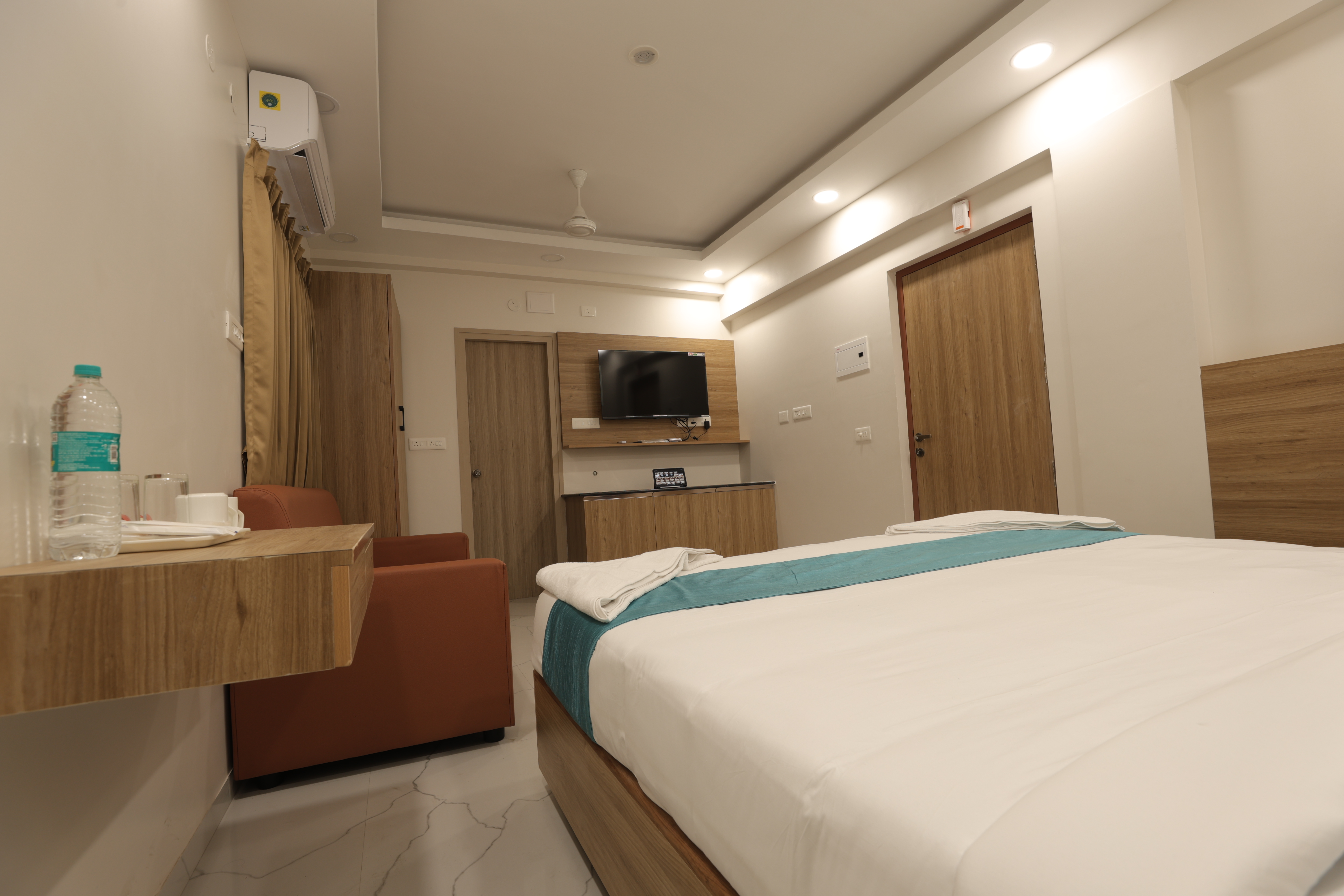 Hotels in Medavakkam